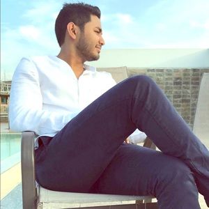 Meet your Posher, Labib